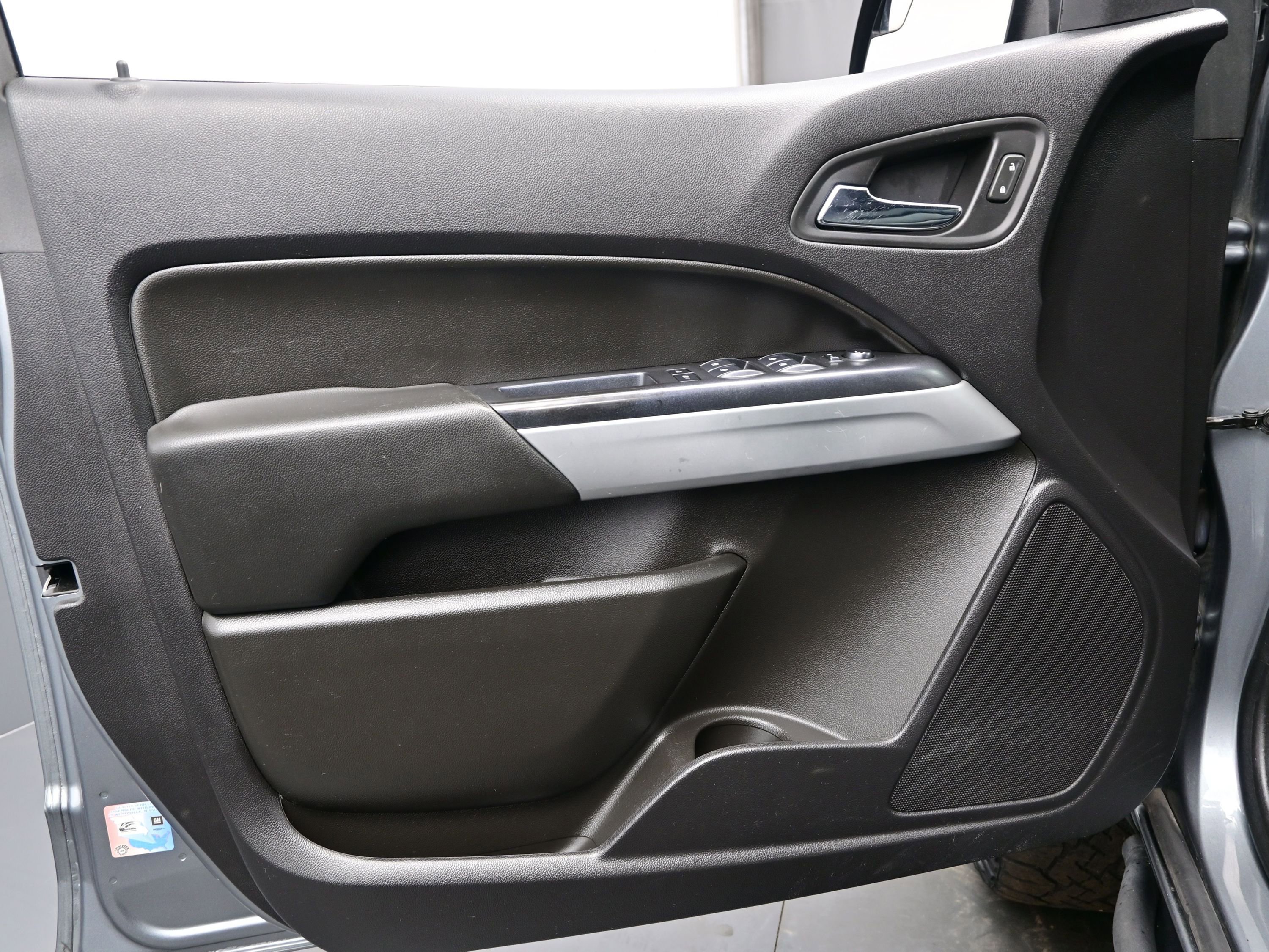 Used 2018 Chevrolet Colorado ZR2 AWD/4WD image 9