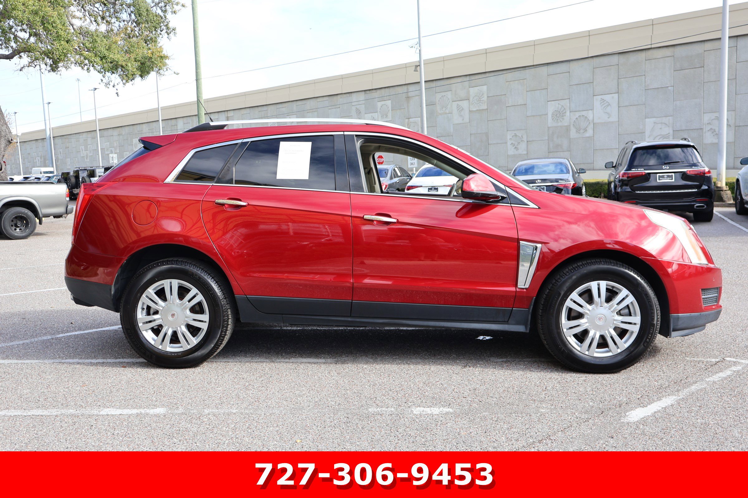 Used 2014 Cadillac SRX Luxury image 11