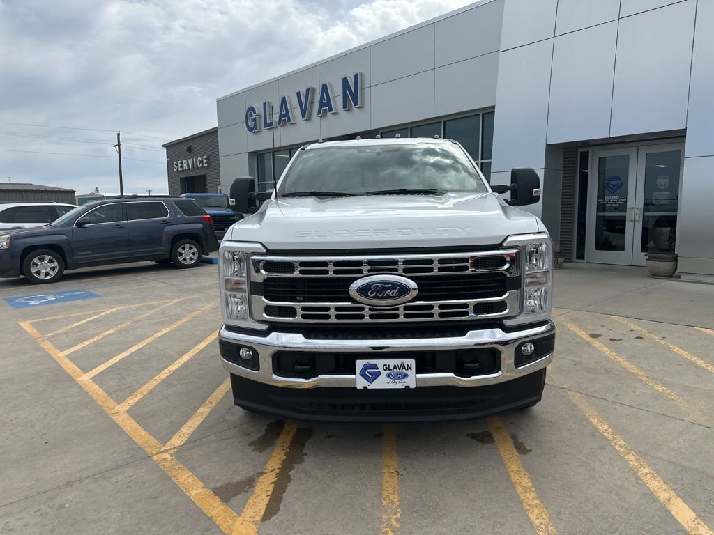 New 2026 Ford F250 XLT image 3