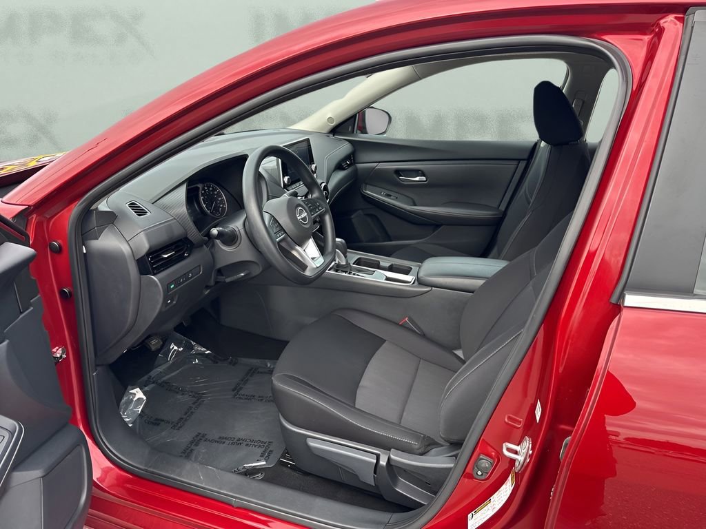 Used 2024 Nissan Sentra SV image 9