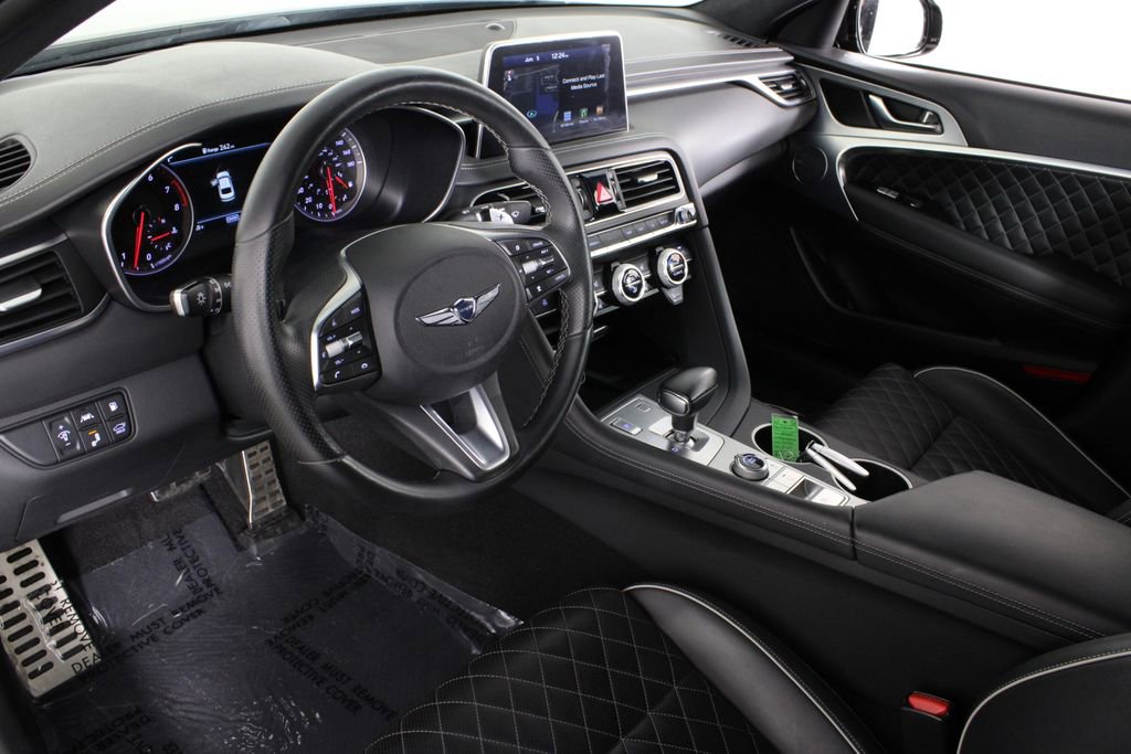 Used 2020 Genesis G70 3.3T w/ Sport Package RWD image 18