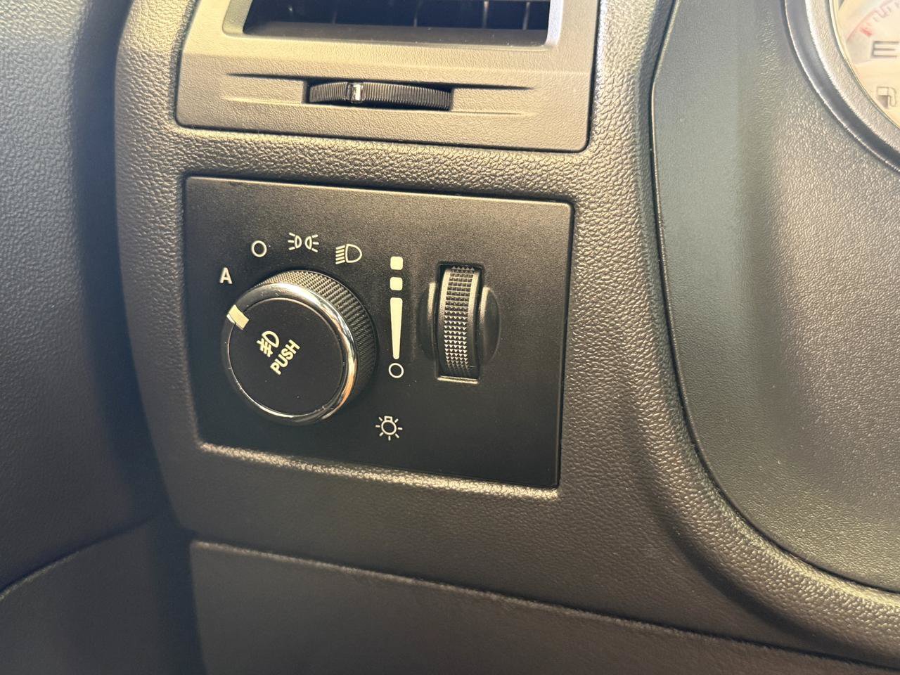 Used 2014 Dodge Challenger R/T RWD image 16