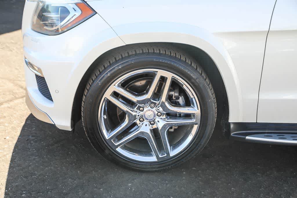 Used 2014 Mercedes-Benz GL 550 4MATIC image 8