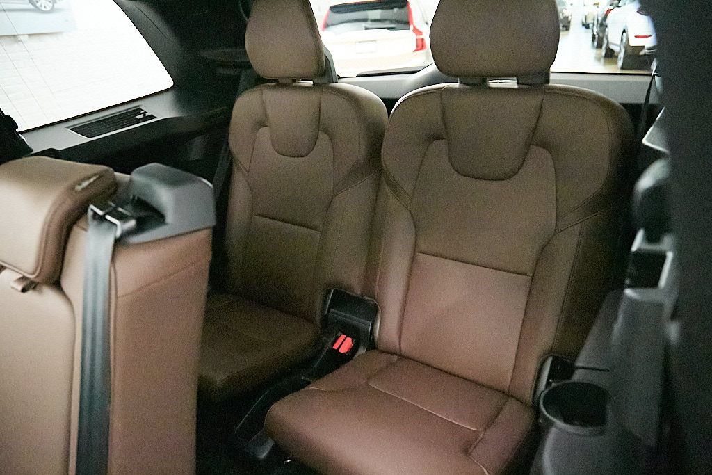 Certified 2023 Volvo XC90 B6 Plus w/ Protection Package Premier AWD/4WD image 21
