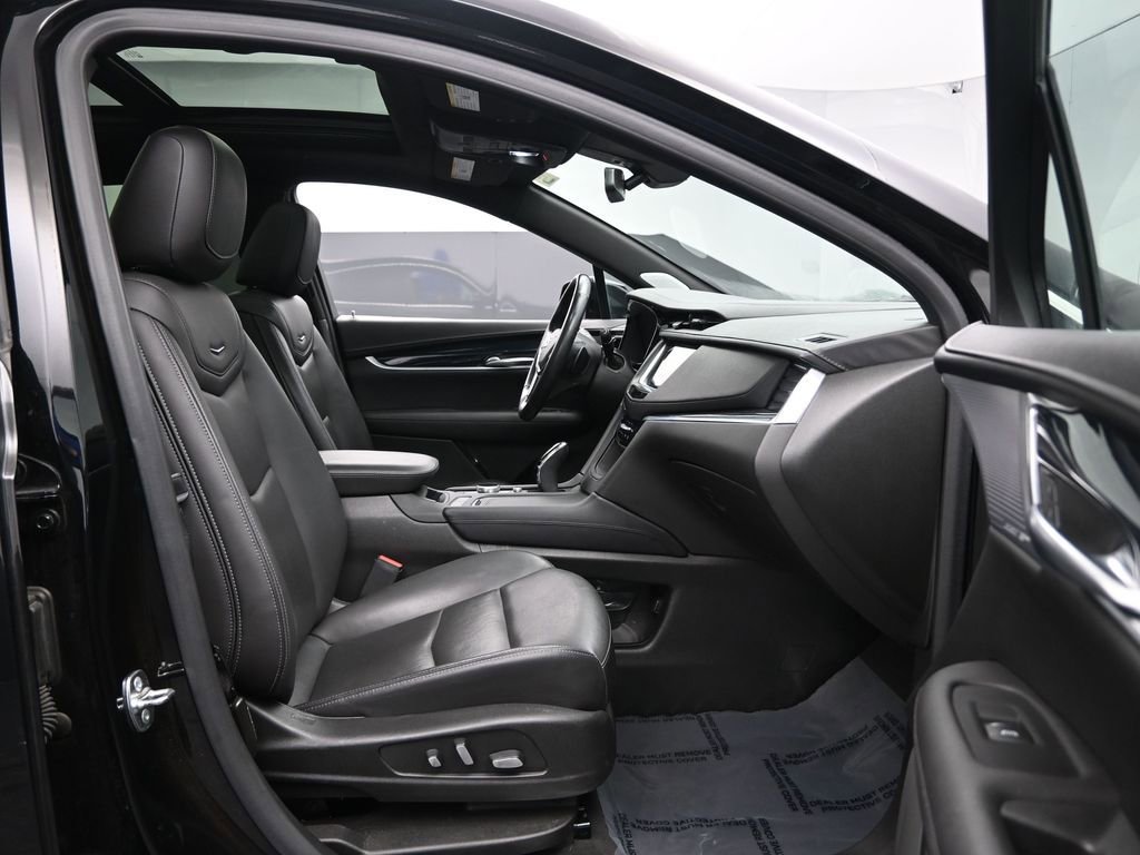 Used 2024 Cadillac XT5 Premium Luxury image 34