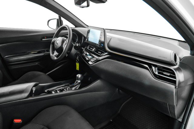 Used 2019 Toyota C-HR LE image 10