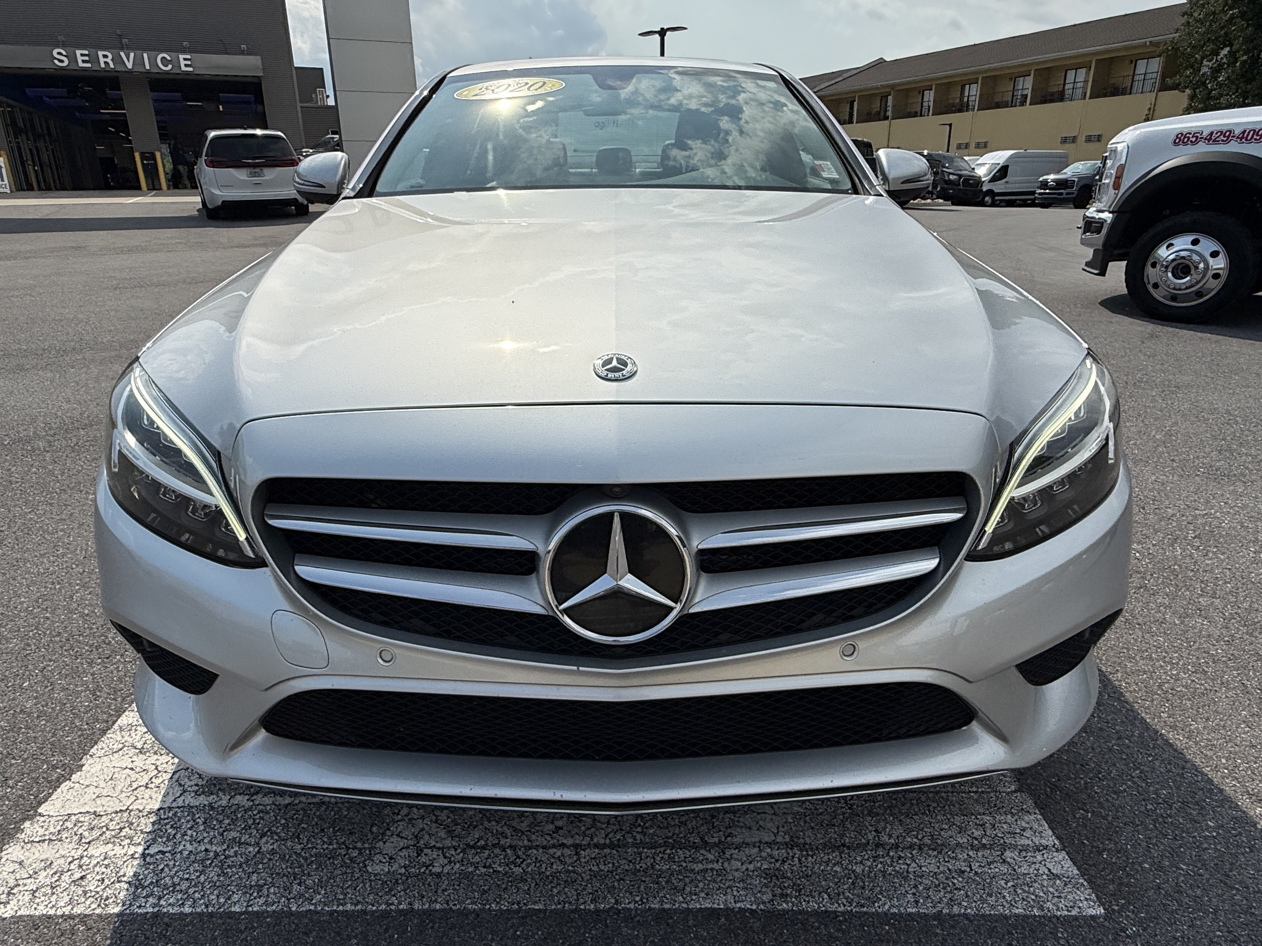 Used 2020 Mercedes-Benz C 300 4MATIC Sedan image 2