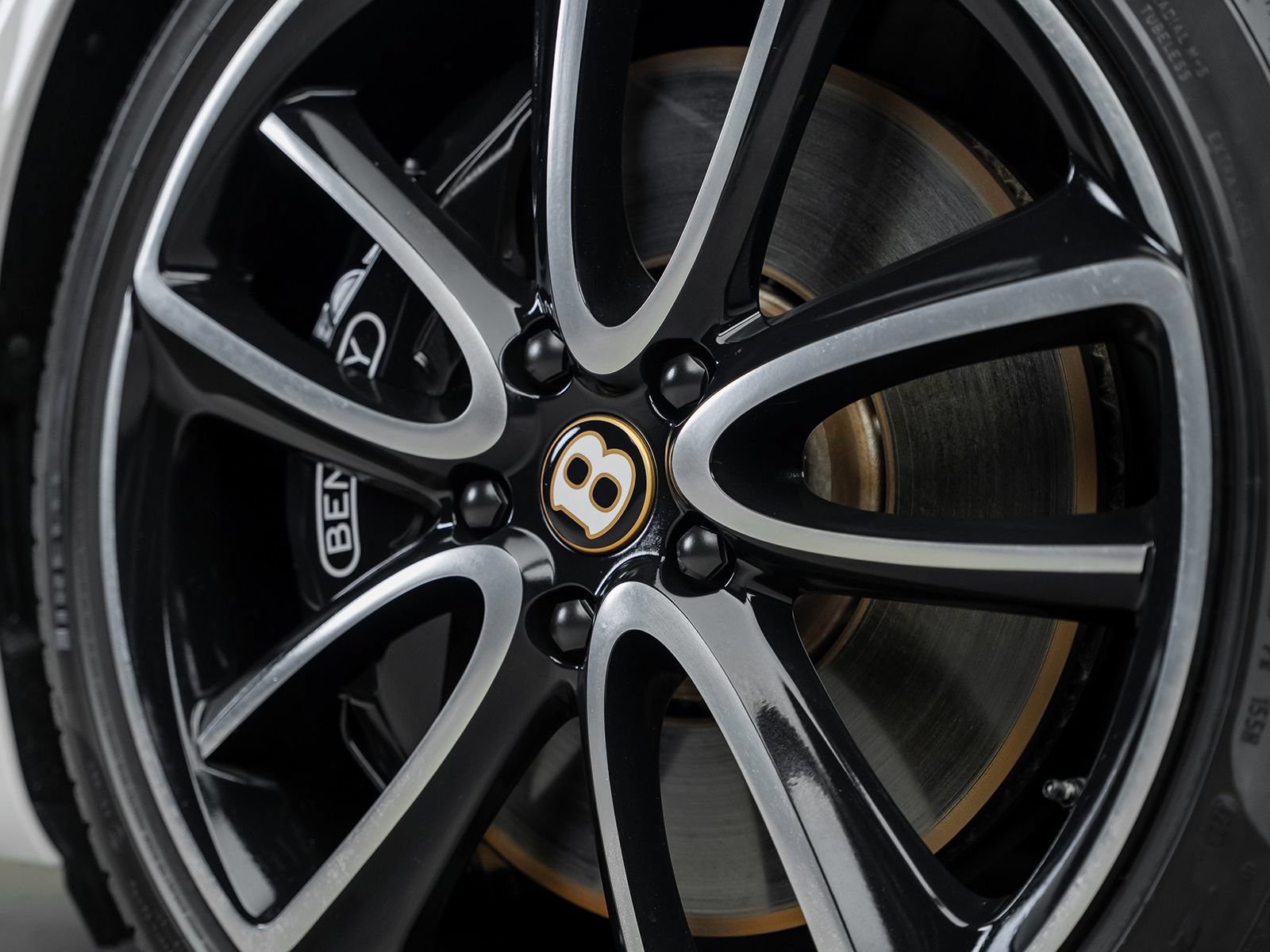 Used 2020 Bentley Continental GT AWD/4WD image 23
