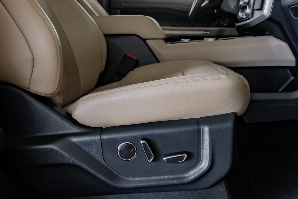 Used 2022 Ford Expedition Max Limited image 32