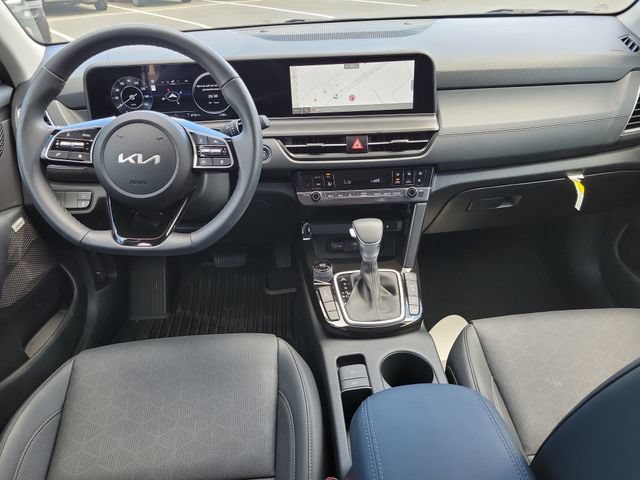 Certified 2026 Kia Seltos SX w/ SX Sunroof Package AWD/4WD image 16