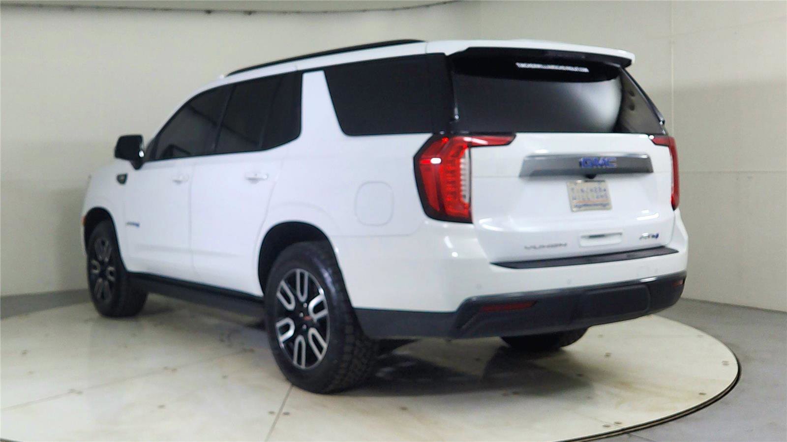 Used 2021 GMC Yukon AT4 w/ AT4 Premium Plus Package image 5