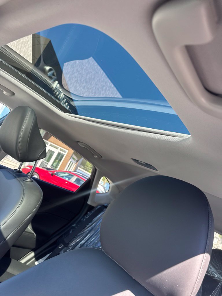New 2027 Hyundai Kona Limited AWD/4WD image 12