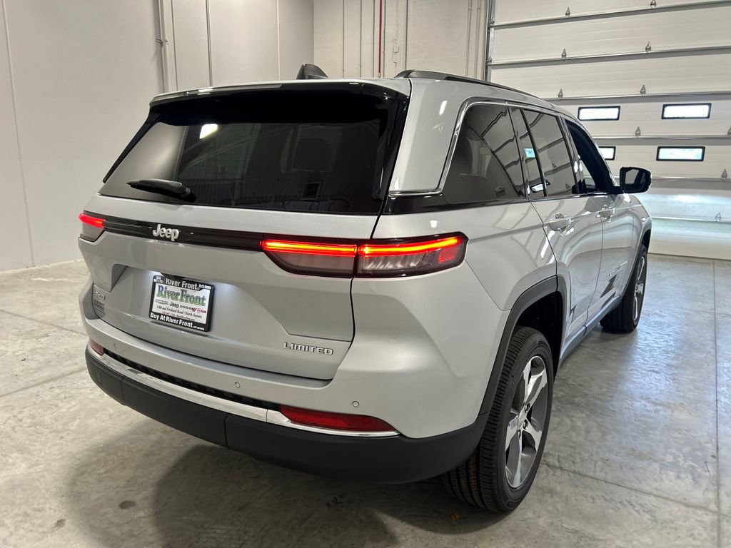 New 2025 Jeep Grand Cherokee Limited image 6