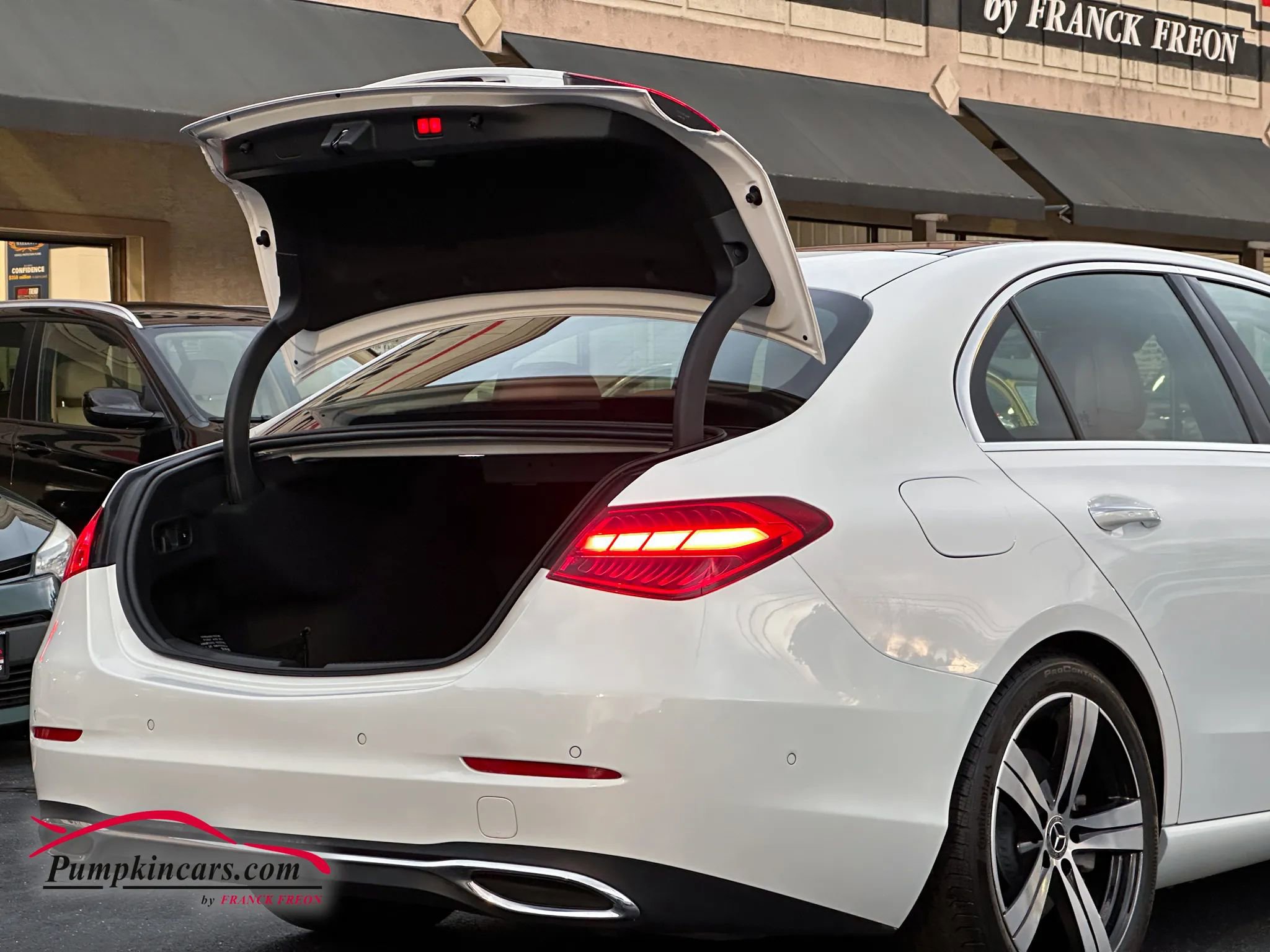 Used 2022 Mercedes-Benz C 300 4MATIC Sedan w/ Exclusive Trim Package image 15