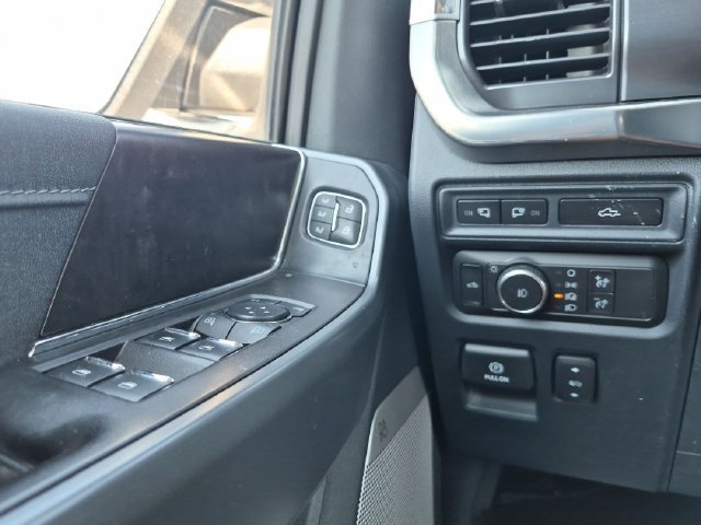 Used 2022 Ford F150 Lariat w/ Equipment Group 502A High AWD/4WD image 26