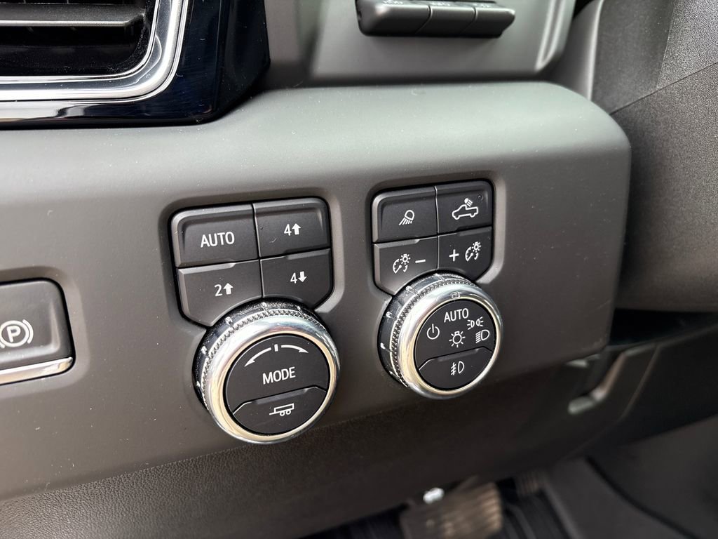 Certified 2025 GMC Sierra 2500 Denali Ultimate image 26