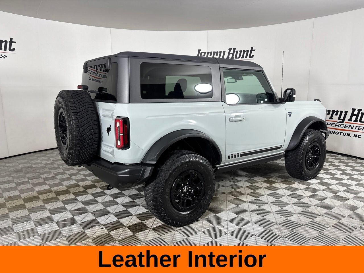 Used 2021 Ford Bronco First Edition AWD/4WD image 5