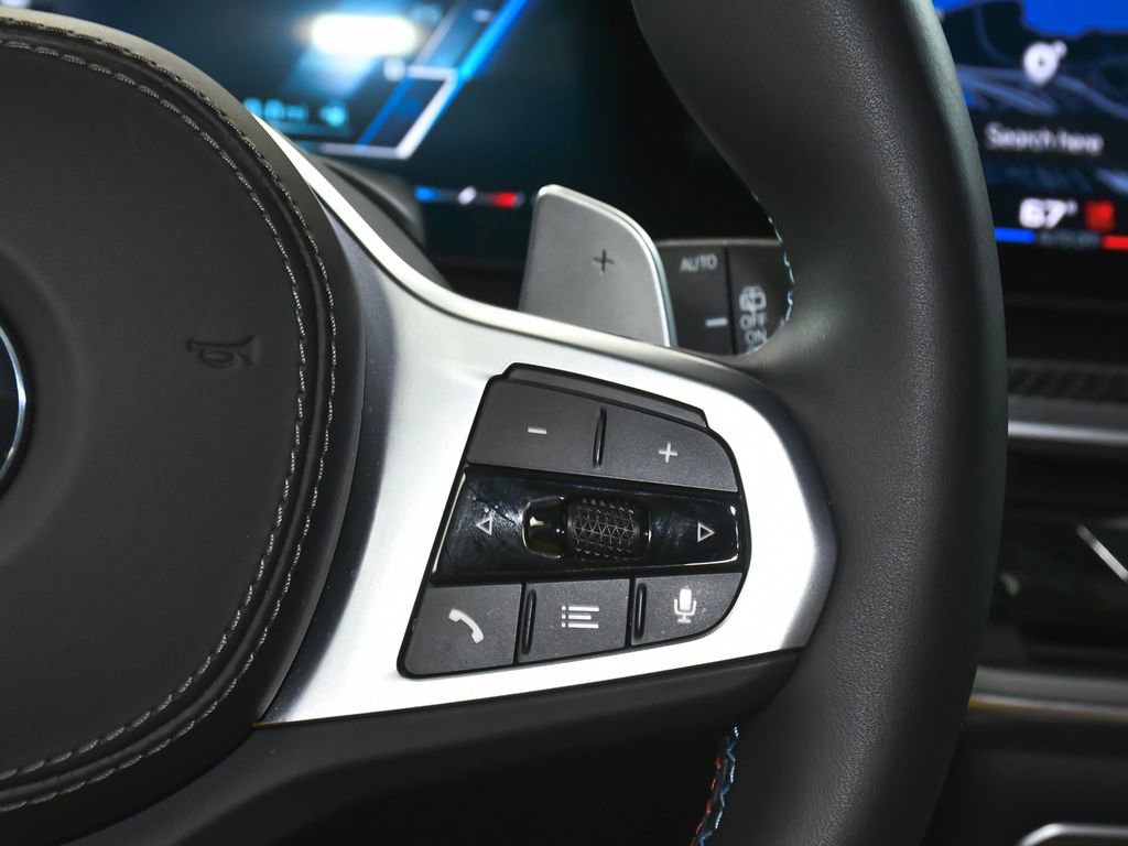 Used 2026 BMW X7 M60i image 36