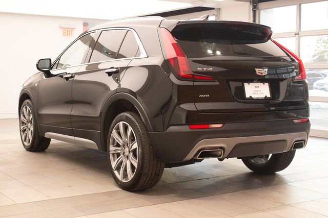 Used 2023 Cadillac XT4 Premium Luxury w/ Enhanced Visibility Package image 8