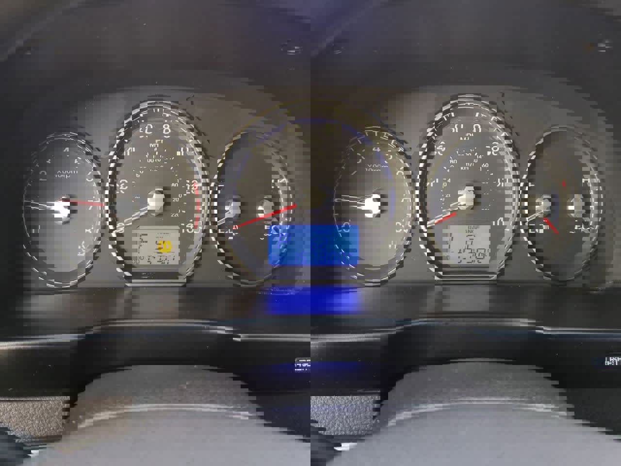 Used 2010 Hyundai Santa Fe GLS image 29