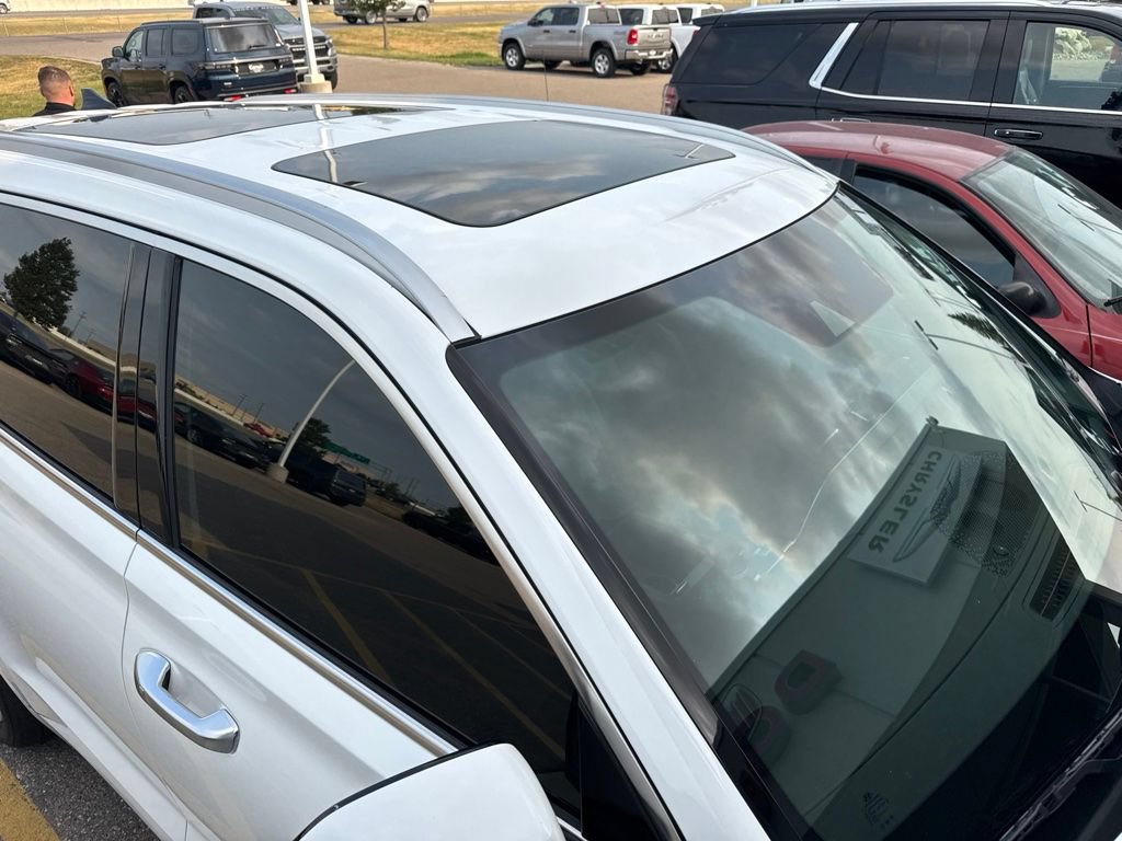 Used 2022 Hyundai Palisade Calligraphy AWD/4WD image 3