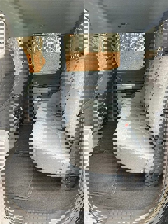 Used 2025 Ford F250 XLT w/ Black Appearance Package image 16