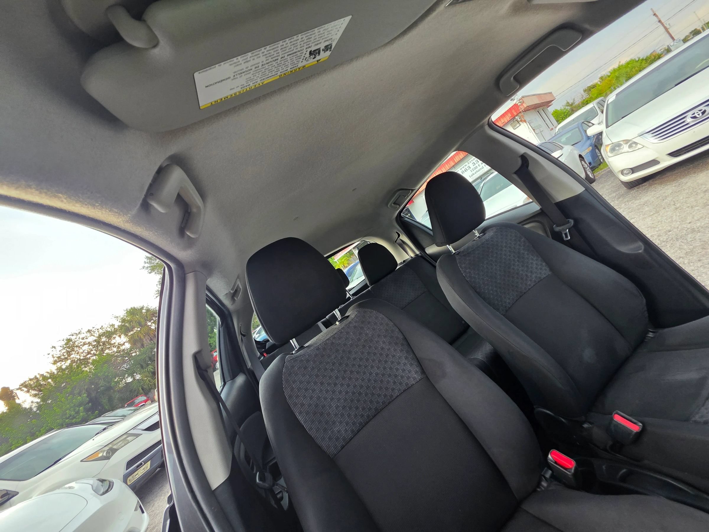 Used 2017 Toyota Yaris L FWD image 21