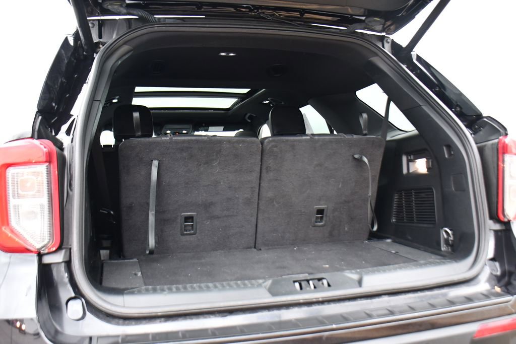 Used 2023 Ford Explorer ST-Line w/ Class IV Trailer Tow Package AWD/4WD image 19