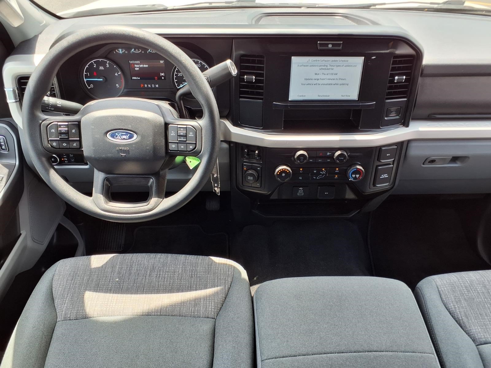 Used 2025 Ford F350 XLT AWD/4WD image 13
