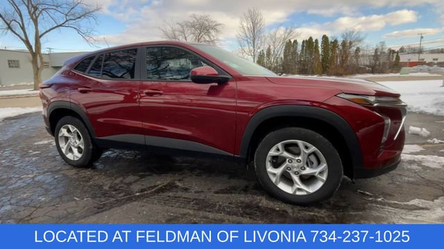 Certified 2024 Chevrolet Trax LS w/ LS Convenience Package image 9