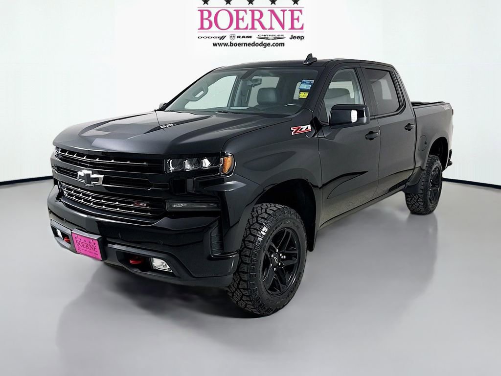 Used 2021 Chevrolet Silverado 1500 LT Trail Boss w/ Convenience Package II image 3