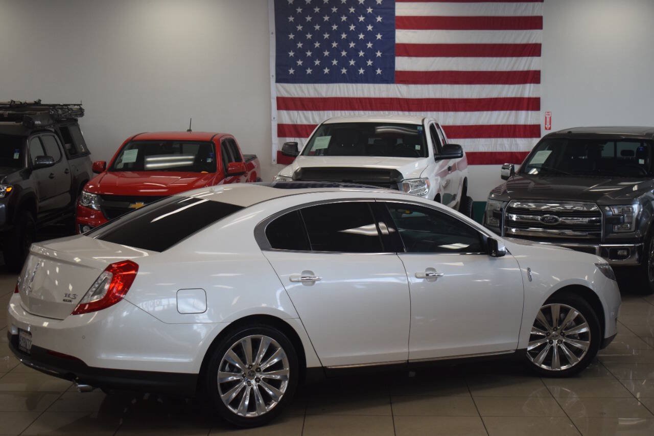 Used 2013 Lincoln MKS AWD image 30