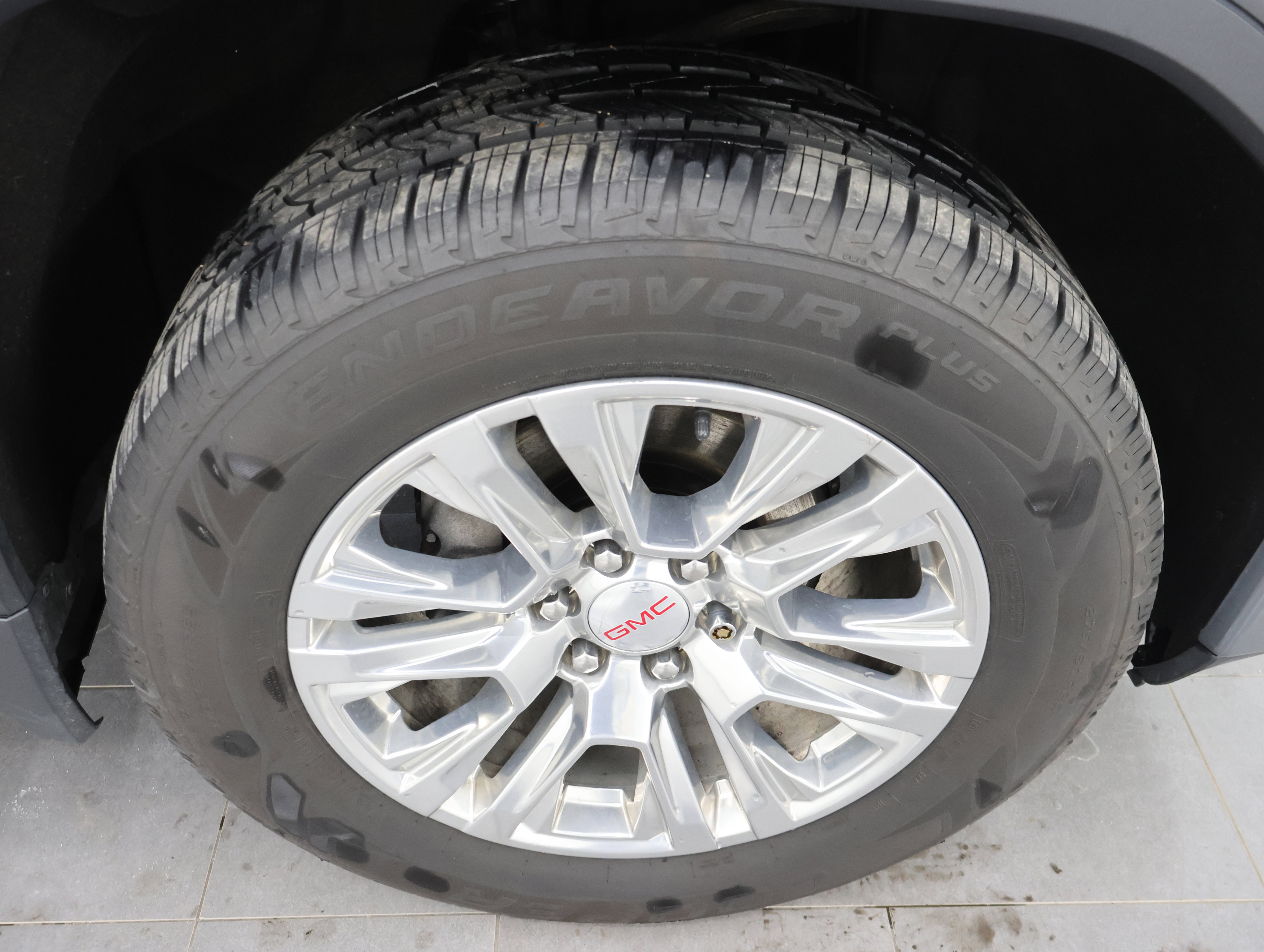 Used 2021 GMC Sierra 1500 Denali w/ Driver Alert Package II AWD/4WD image 3