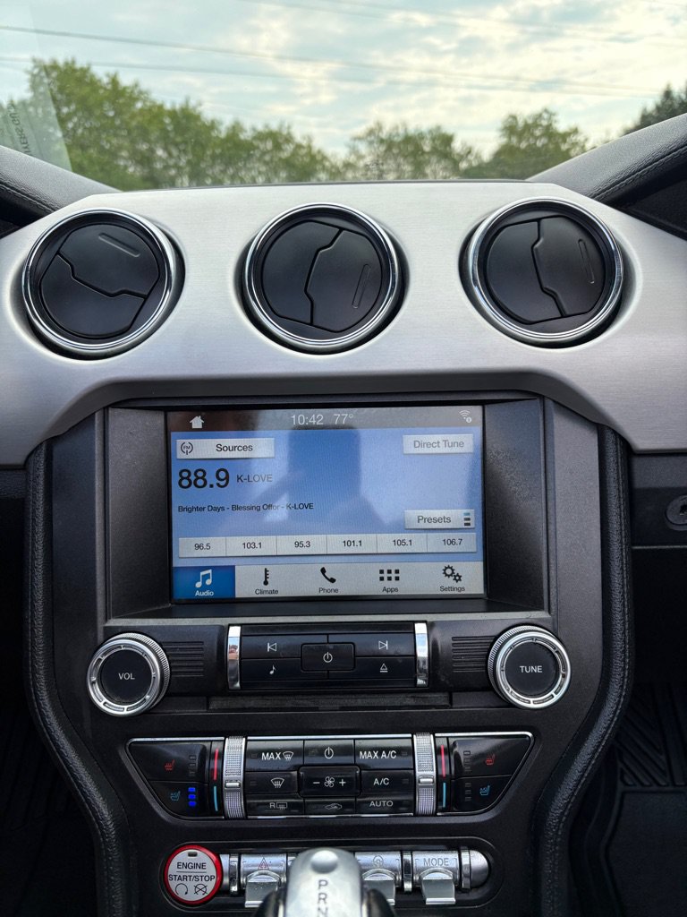 Used 2017 Ford Mustang Premium RWD image 19