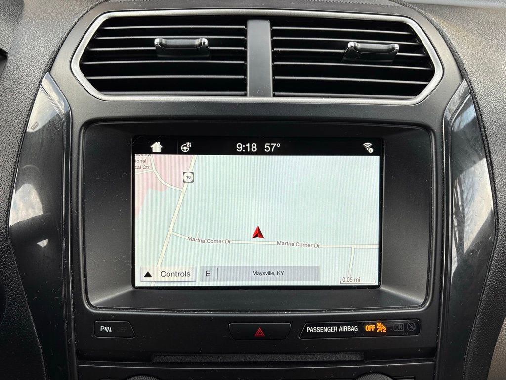 Used 2018 Ford Explorer XLT w/ Equipment Group 202A image 40