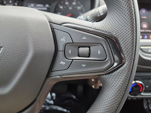 Used 2023 Chevrolet TrailBlazer LS AWD/4WD image 30