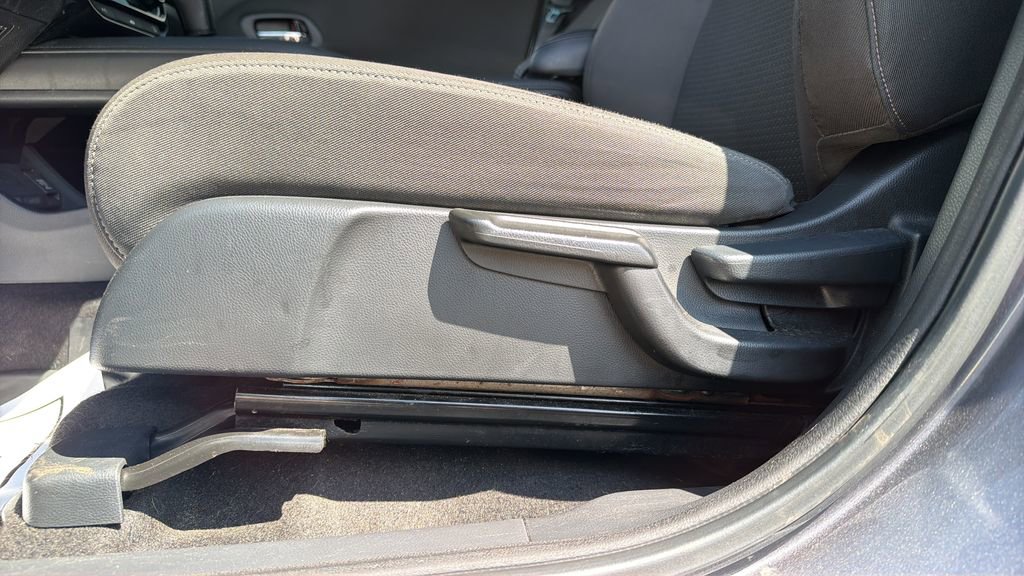 Used 2020 Honda HR-V Sport image 15