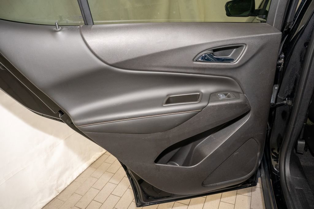 Used 2019 Chevrolet Equinox Premier image 11