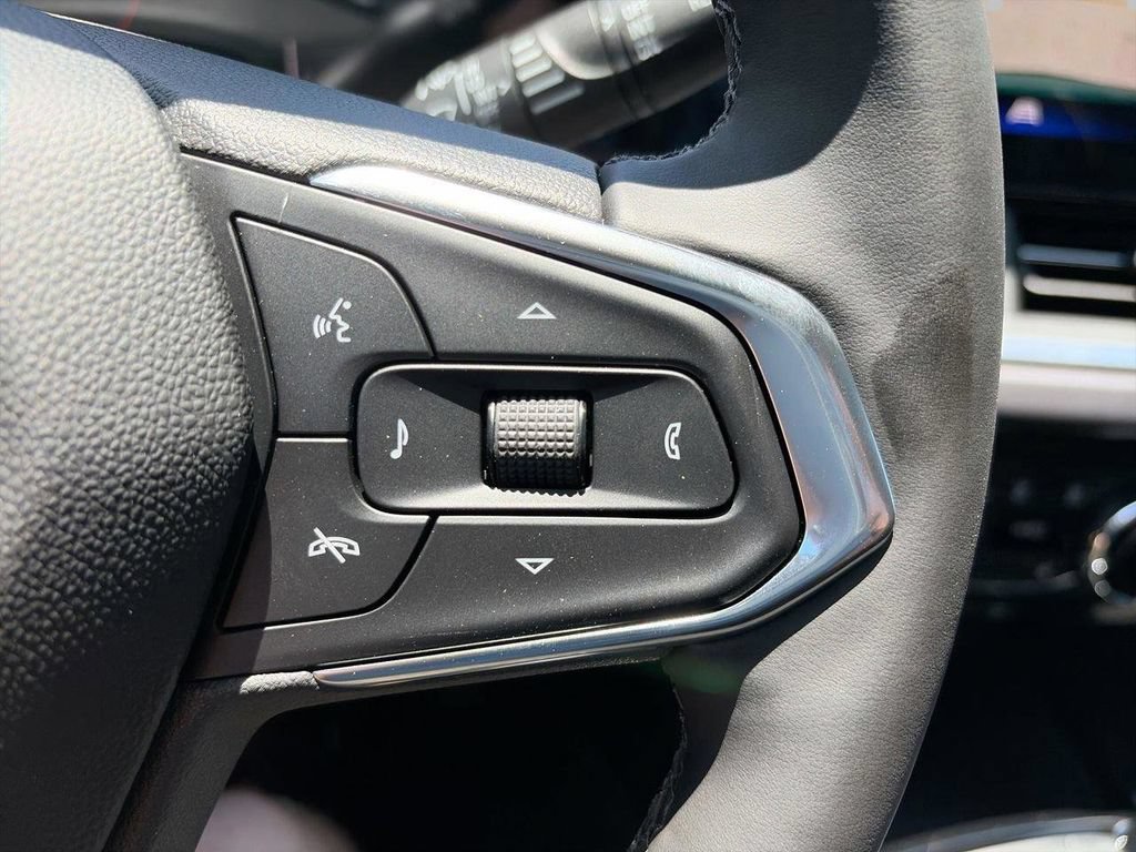 New 2026 Chevrolet Trax ACTIV w/ Driver Confidence Package FWD image 23