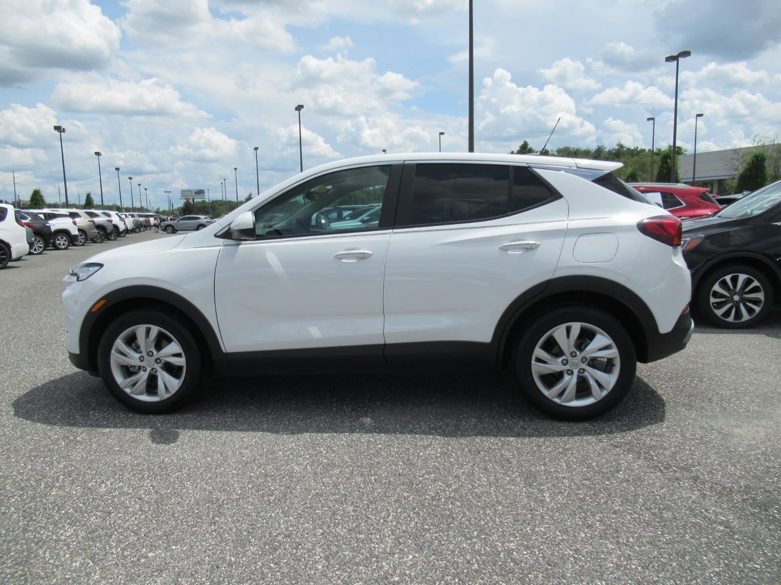 Used 2024 Buick Encore GX Preferred FWD image 4