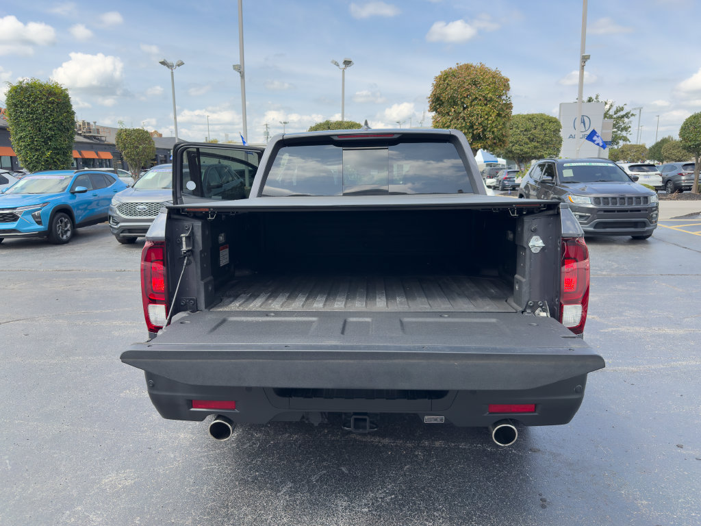Used 2023 Honda Ridgeline RTL-E image 16