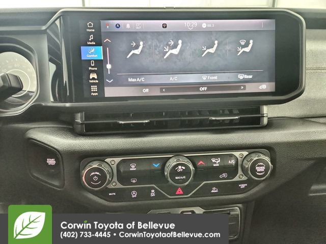 Used 2025 Jeep Wrangler Sport image 26