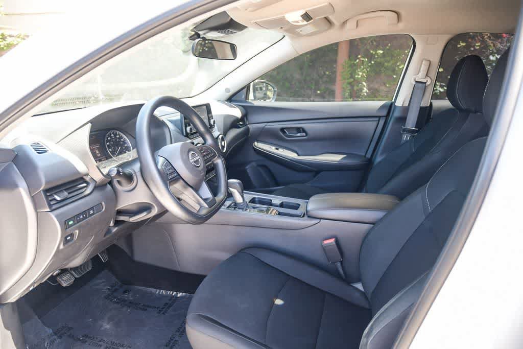 Used 2025 Nissan Sentra S FWD image 16
