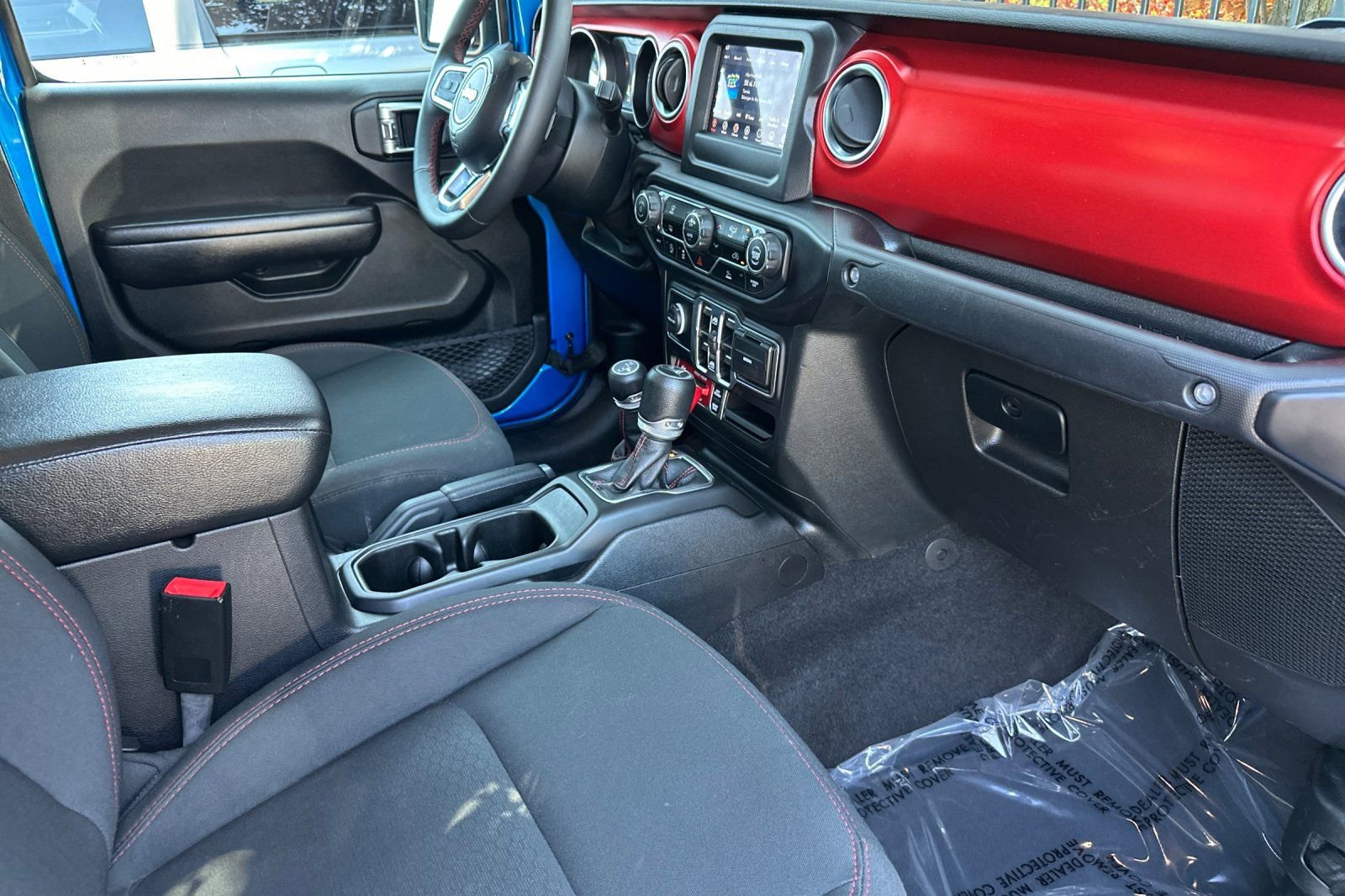 Used 2020 Jeep Gladiator Rubicon w/ Trailer Tow Package image 15