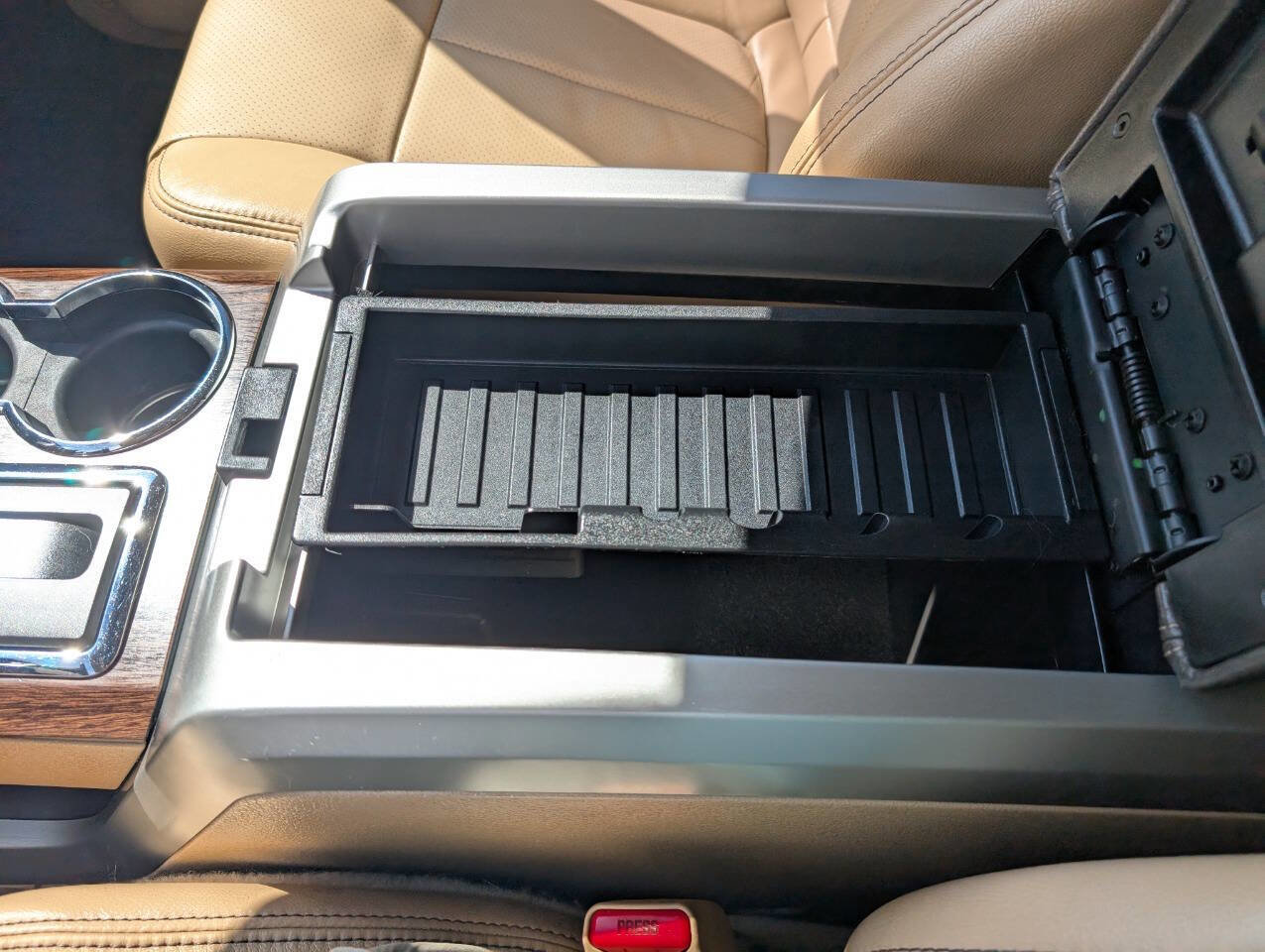 Used 2013 Ford F150 Lariat w/ Luxury Equipment Group image 27