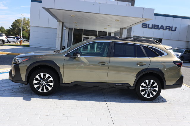 Certified 2024 Subaru Outback Limited AWD/4WD image 2