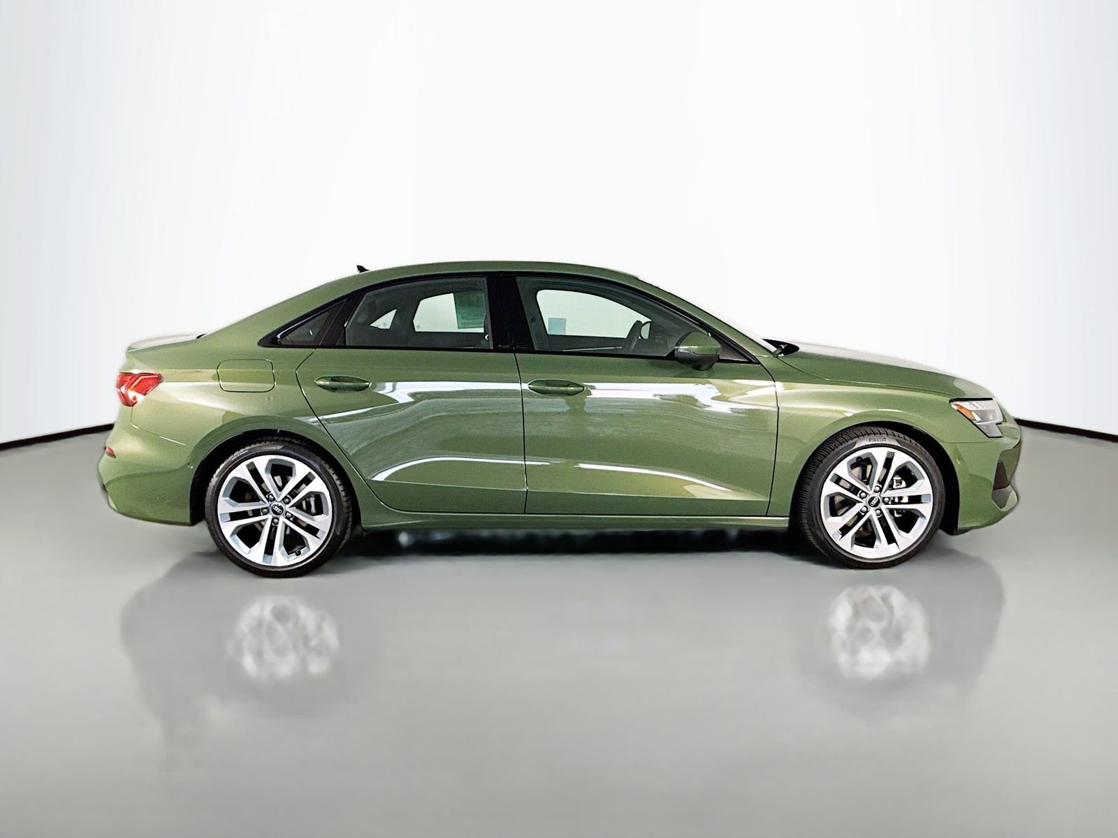 Certified 2025 Audi A3 2.0T Premium Plus w/ Premium Plus Package AWD/4WD image 8
