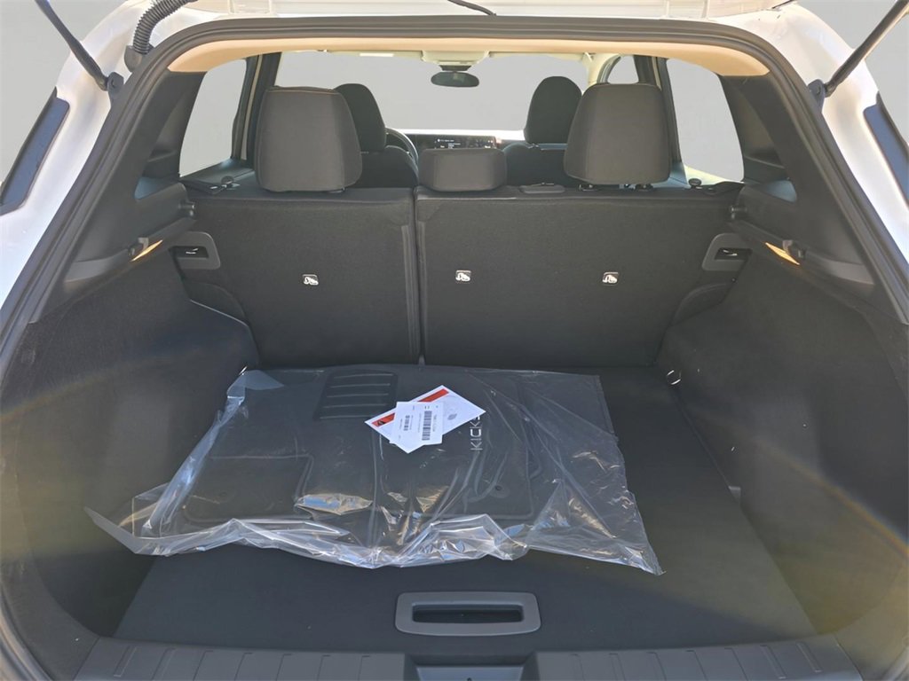 New 2026 Nissan Kicks SV image 8