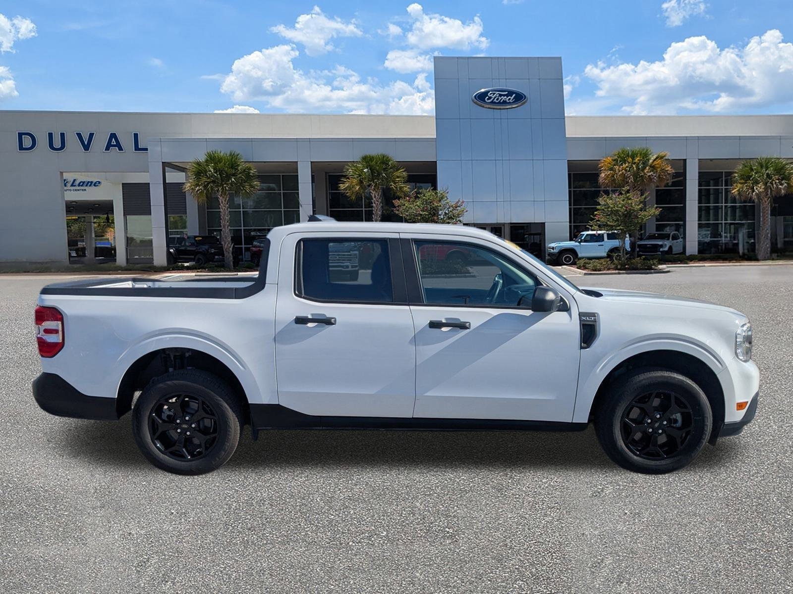Used 2022 Ford Maverick XLT w/ Equipment Group 300A Standard image 3