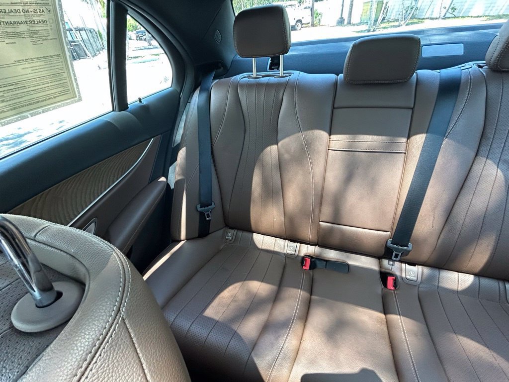 Used 2023 Mercedes-Benz E 350 4MATIC Sedan image 12